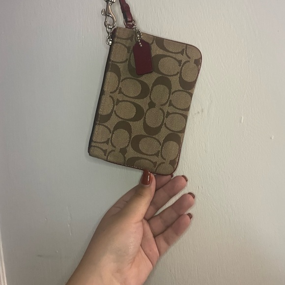 Coach Wristlet - Picture 4 of 9